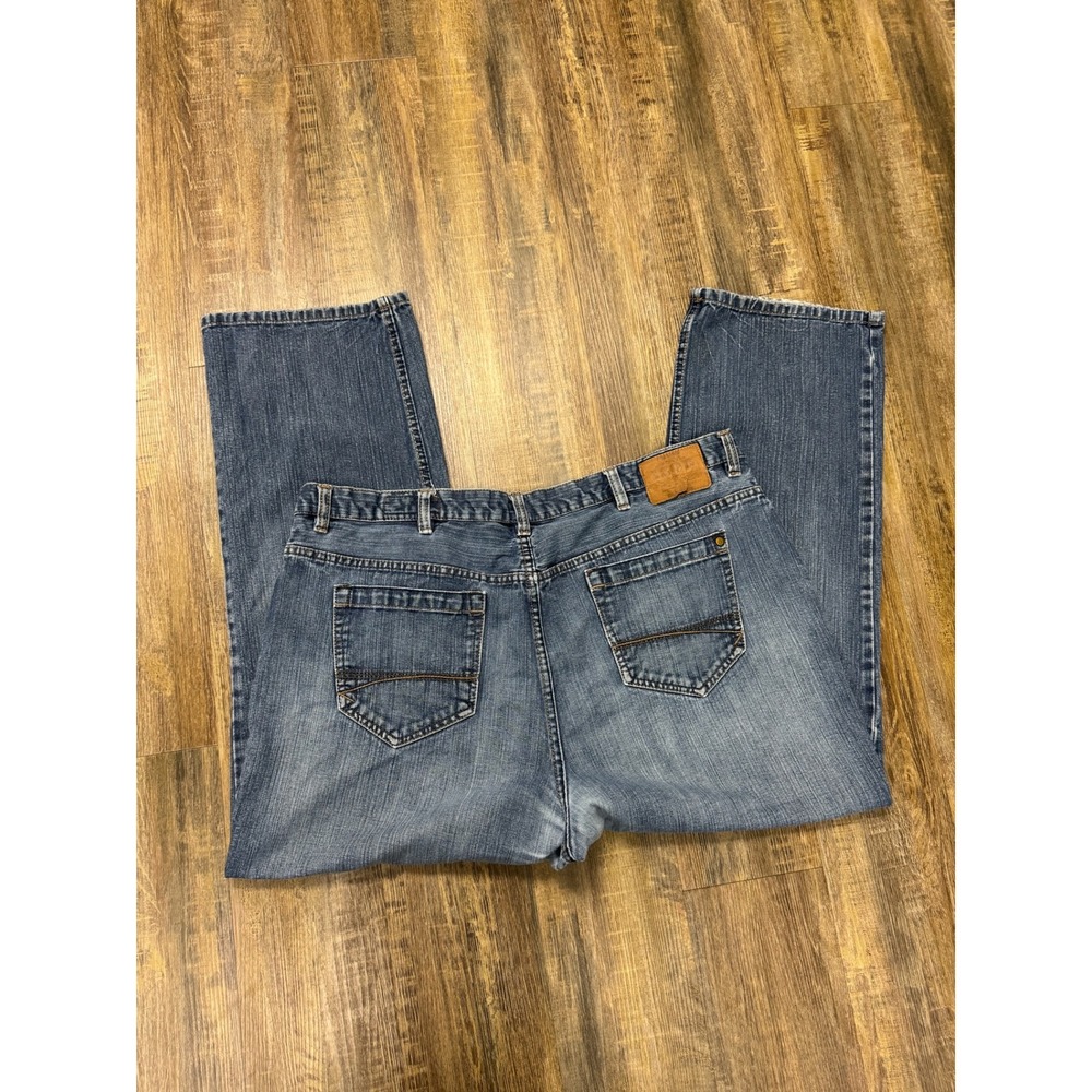 IZOD Mens Straight Leg Jeans 44x30 Blue Medium Wash 100% Cotton Denim 5-Pocket - Picture 15 of 15